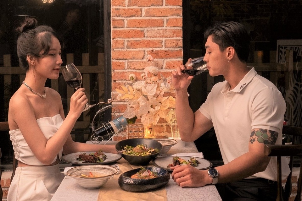 Phải đặt trước mới có chỗ đẹp trong Valentine - Ảnh 1.