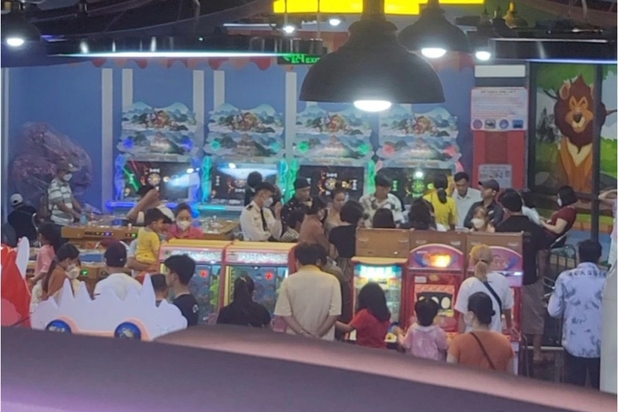 Hoạt động cờ bạc trong siêu thị lớn tại Cần Thơ - Ảnh 1.