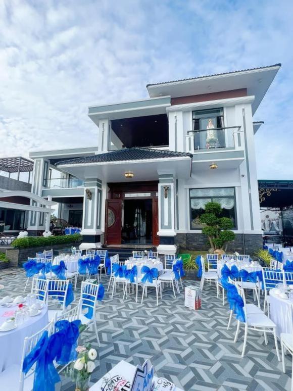 Sau biệt thự rộng 3.000 m2, Hà Trí Quang và bạn đời khoe ngôi nhà sắp hoàn thiện ở Sài Gòn - Ảnh 8.