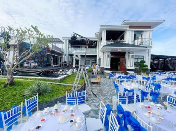 Sau biệt thự rộng 3.000 m2, Hà Trí Quang và bạn đời khoe ngôi nhà sắp hoàn thiện ở Sài Gòn - Ảnh 10.