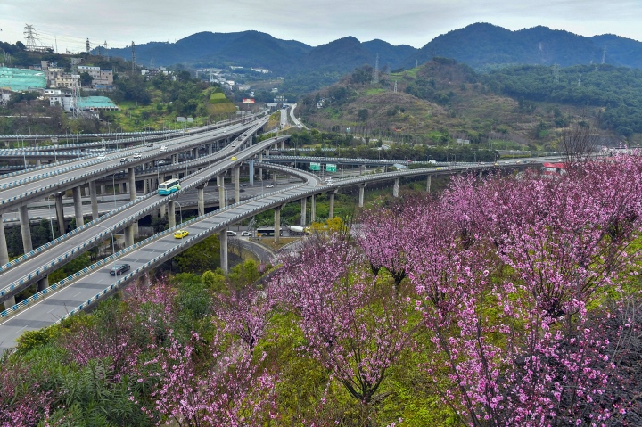 Cận cảnh hệ thống giao lộ ‘phức tạp nhất thế giới’ ở Trung Quốc - Ảnh 5.