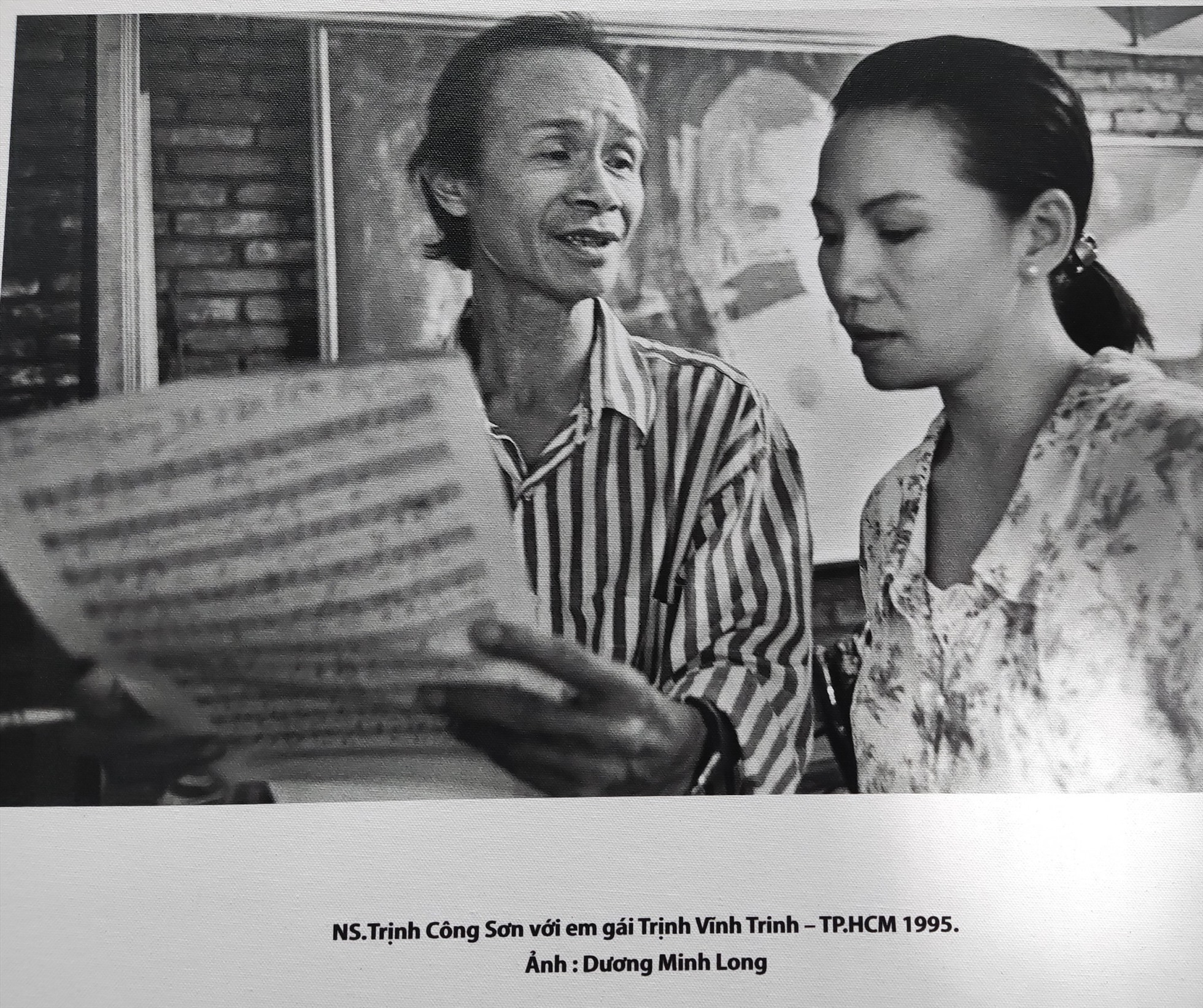 Hình ảnh hiếm của Trịnh Công Sơn chụp cùng nhạc sĩ Văn Cao, Lương Triều Vỹ - Ảnh 3.