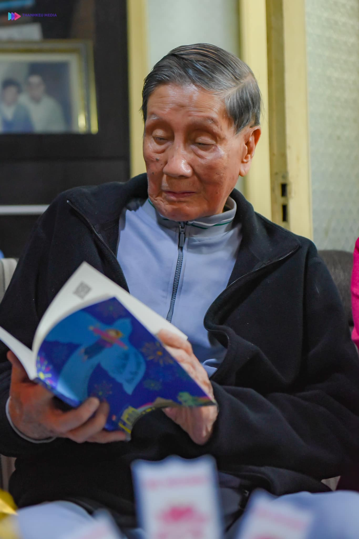 93 tuổi, nhạc sĩ Phạm Tuyên 'làm bạn' với máy thở oxy và khí dung - Ảnh 5.