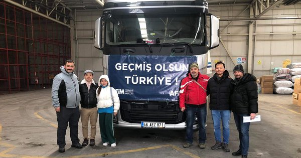 Người Việt ở Thổ Nhĩ Kỳ gom quần áo ấm gửi ngay nạn nhân vụ động đất