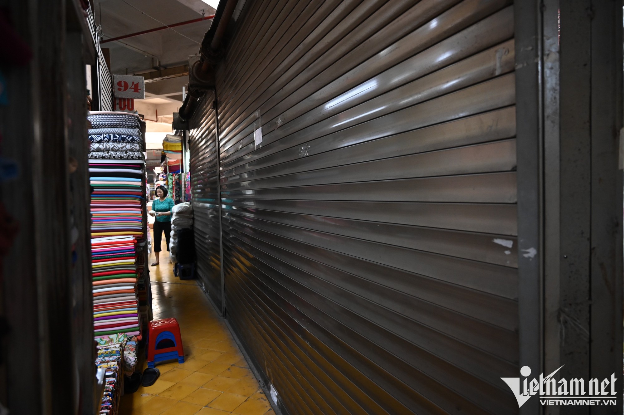 Hai khu chợ nổi tiếng của Hà Nội ế khách chưa từng thấy - Ảnh 5.