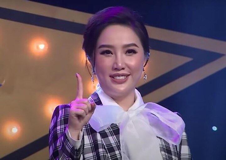 Mỹ nhân Việt gây thất vọng khi 'lộ' nhan sắc thật trên truyền hình - Ảnh 6.