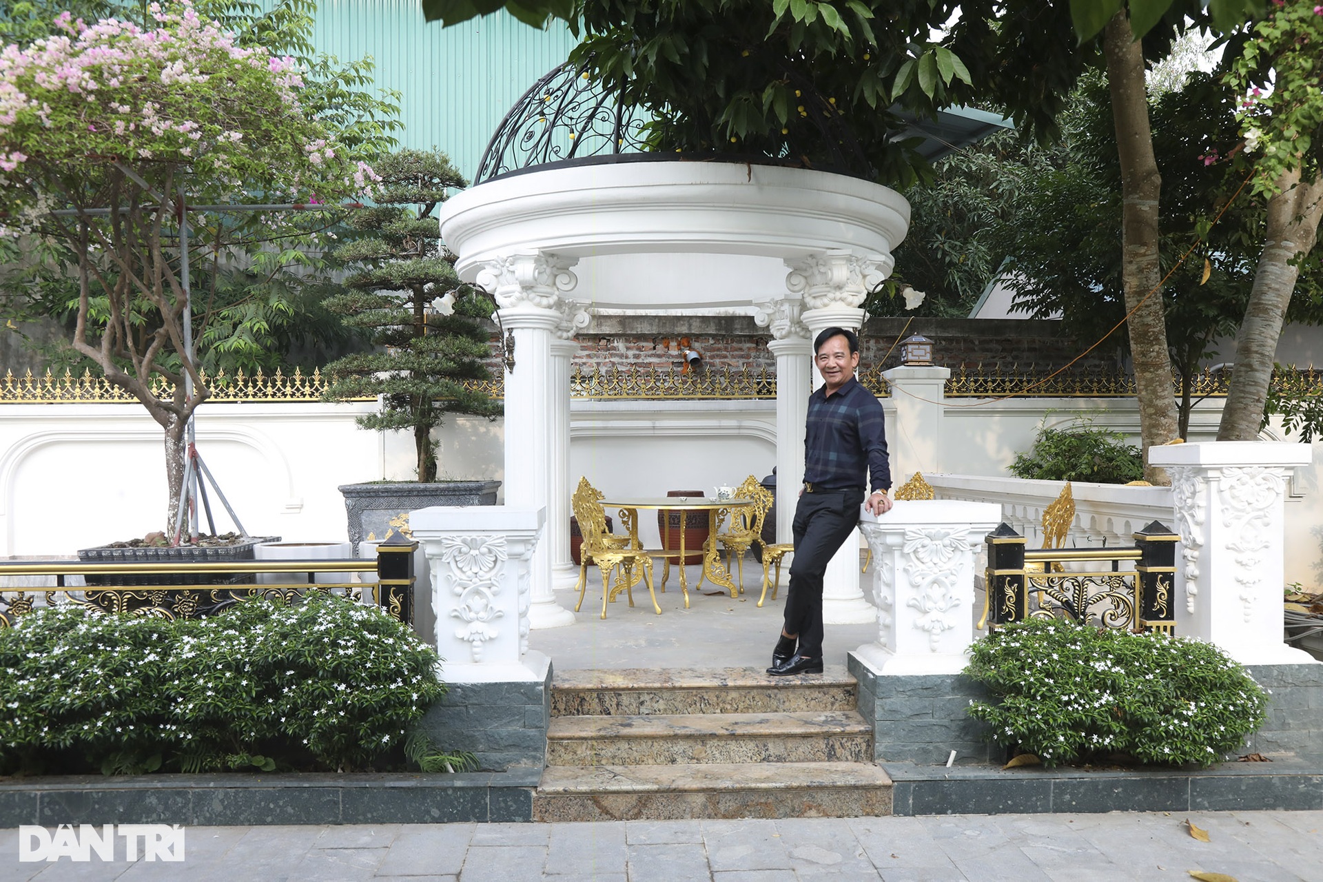 Biệt thự nhà vườn như lâu đài của &quot;Đại gia chân đất&quot; Quang Tèo - Ảnh 7.