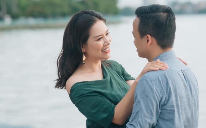 Nguyệt "Phía trước là bầu trời" khoe ảnh cưới chụp 15 năm trước