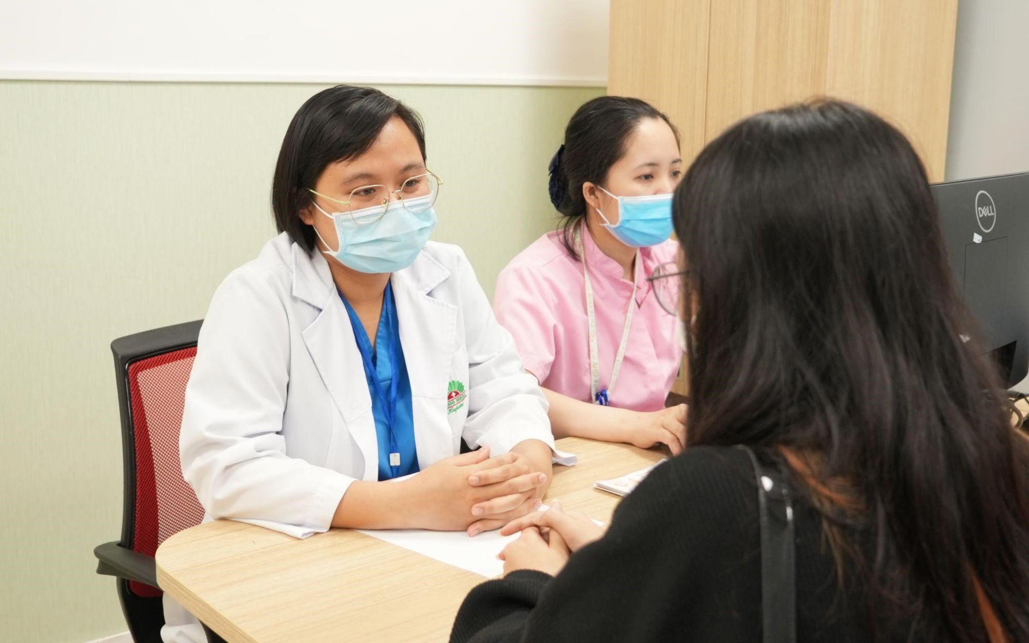 Tưởng bệnh phụ khoa bình thường, người phụ nữ 39 tuổi mắc ung thư cổ tử cung từ dấu hiệu không ngờ