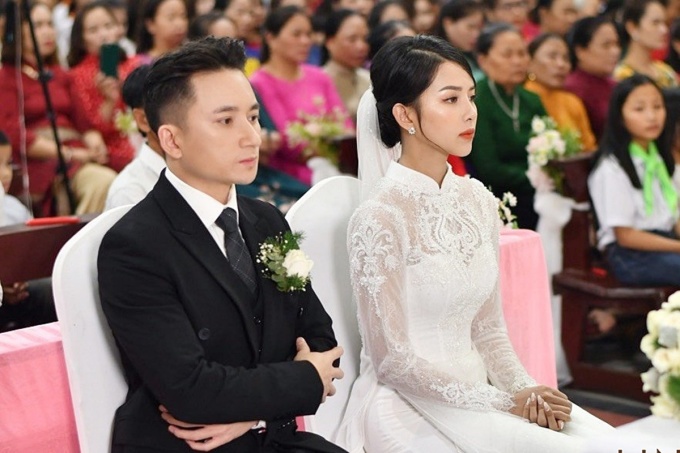 Vợ chồng Phan Mạnh Quỳnh đăng ký kết hôn sau hai năm cưới - Ảnh 3.