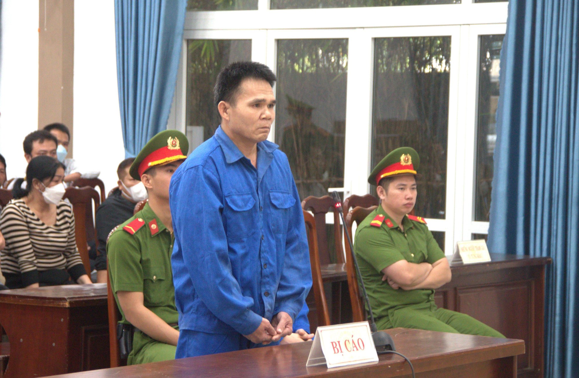 Đòi tiền không được, mua xăng 2 lần đốt nhà con nợ - Ảnh 1. Đòi tiền không được, mua xăng 2 lần đốt nhà con nợ - Ảnh 1.