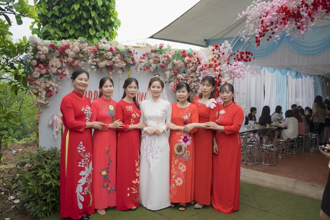 Đám cưới gây sốt ở Phú Thọ: Mẹ chồng làm cỗ linh đình, gả con dâu lấy chồng - Ảnh 3.