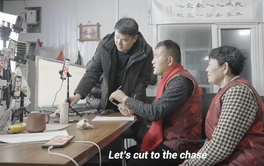 Đàn ông Trung Quốc livestream tìm vợ nhộn nhịp như bán hàng - Ảnh 4.