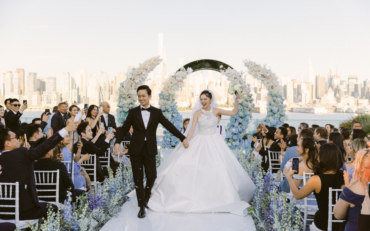 Đám cưới của cô dâu quê An Giang nhận hồi môn gần 100 tỷ được khen ngợi trên báo nước ngoài