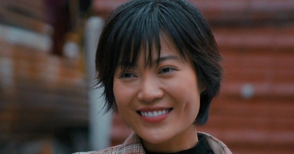 Tranh cãi diễn viên Thanh Hương vào vai nghèo nhưng răng sứ sáng lóa
