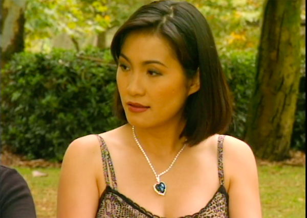 Thân thế nữ diễn viên Việt đang hot ở Hollywood với phim xuất hiện bát canh cua đậm chất quê nhà - Ảnh 2.