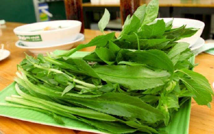 Loại rau giúp 'quét sạch mỡ máu' được bán đầy chợ Việt, nếu thuộc nhóm người này cần đề phòng tác dụng phụ khi ăn