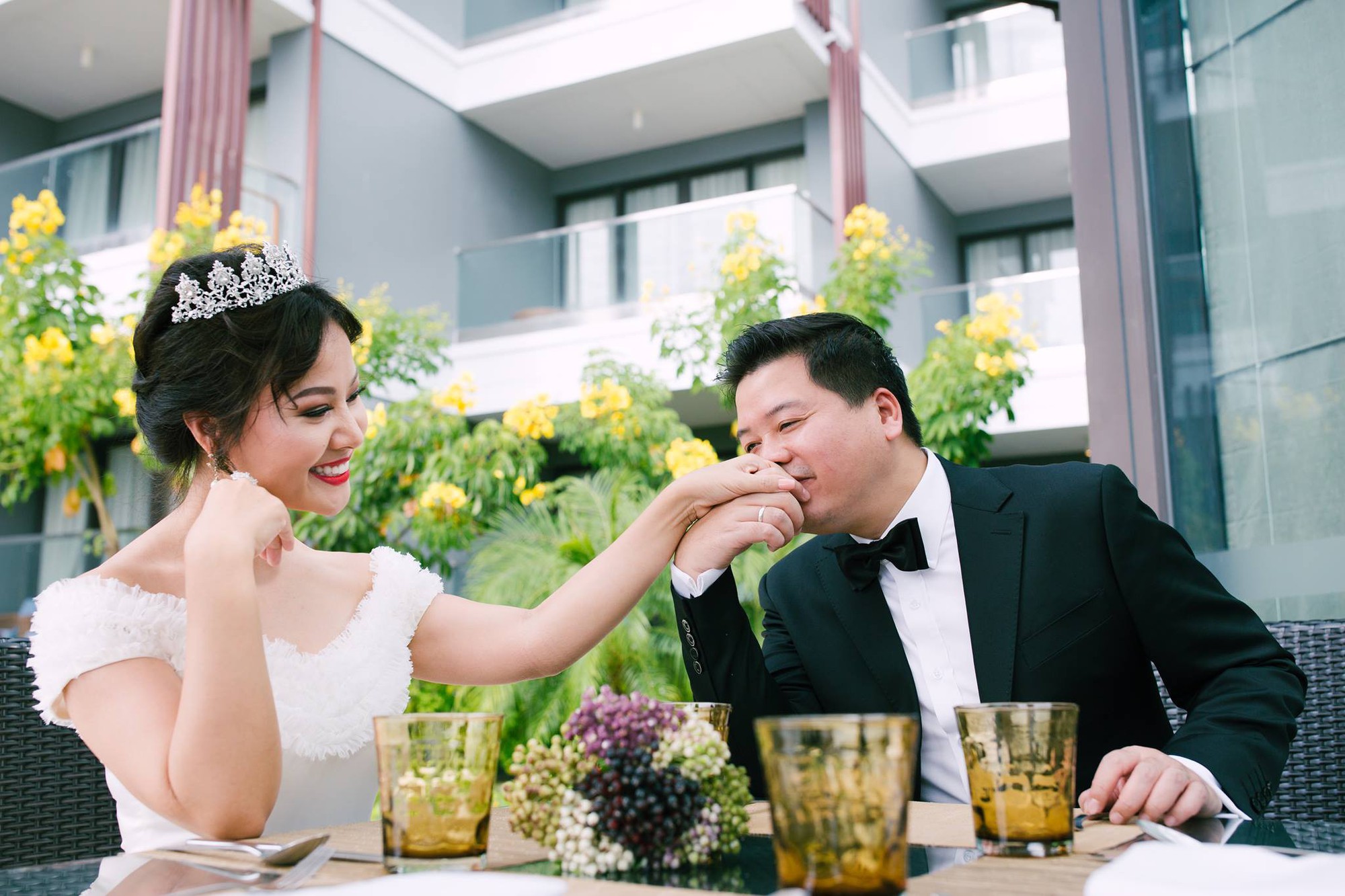 Hôn nhân ngọt ngào của NSƯT Đăng Dương với bà xã xinh đẹp - Ảnh 3.