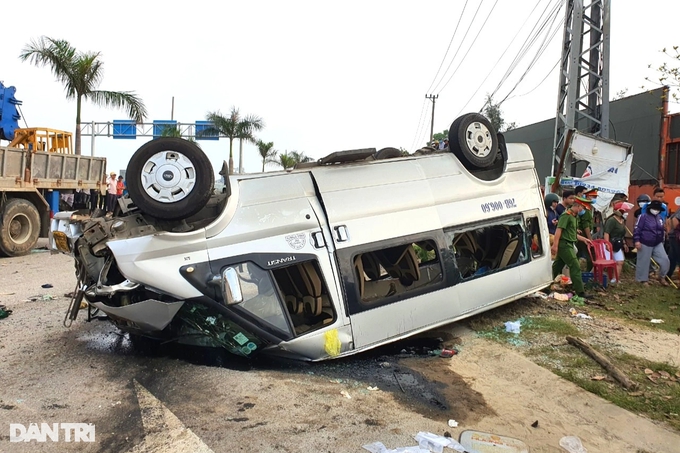 Công an Quảng Nam nói về lý do chưa khởi tố vụ tai nạn làm 10 người tử vong - Ảnh 1.