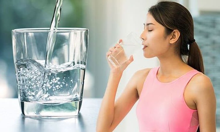 Lý do uống nhiều nước giúp giảm cân nhanh