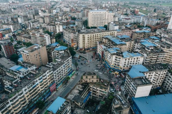 Gom góp gần 1,6 tỷ đồng để mua căn hộ chung cư cũ, tôi hối hận không kịp: Ham nhà rẻ, kết quả nhận được khiến tôi hoảng hồn - Ảnh 3.