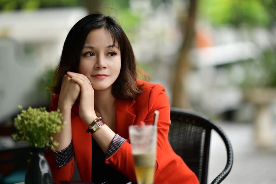 Vẻ đẹp đời thường của Bảo Linh BTV với nhiều chương trình 'hot' trên VTV