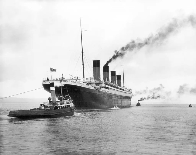 Tiết lộ trạng thái hoàn chỉnh của tàu Titanic trước khi bị đắm - Ảnh 1.