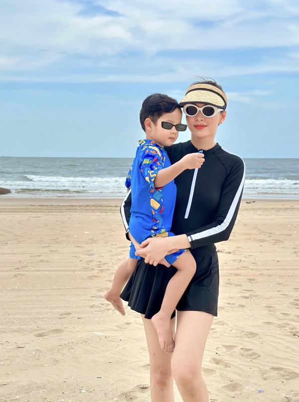 Con trai Hoa hậu Đặng Thu Thảo phổng phao tuổi lên 3, phiên bản nhí của bố - Ảnh 3.