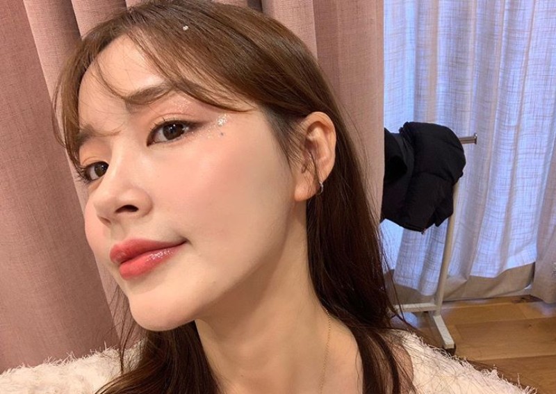 4 mẹo đơn giản giúp chị em giữ elastin cho da săn chắc như gái 18 - Ảnh 1. 4 mẹo đơn giản giúp chị em giữ elastin cho da săn chắc như gái 18 - Ảnh 1.