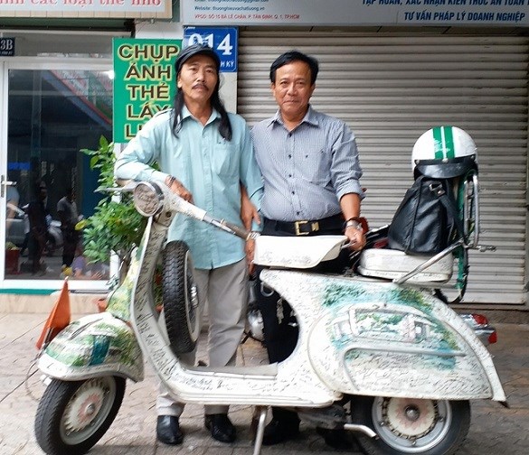 Xe máy &quot;huyền thoại&quot; từng khiến dân Việt mê mẩn: Lạ lùng dòng xe có tuổi đời gần 80 năm vẫn được tranh mua với giá cả tỷ đồng - Ảnh 4.