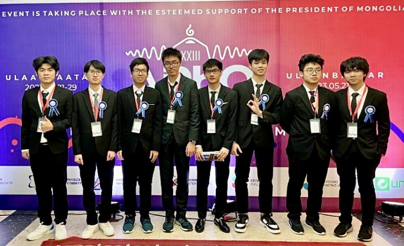 Học sinh Việt Nam đoạt giải tại Olympic vật lý châu Á - Thái Bình Dương 2023 - Ảnh 1.