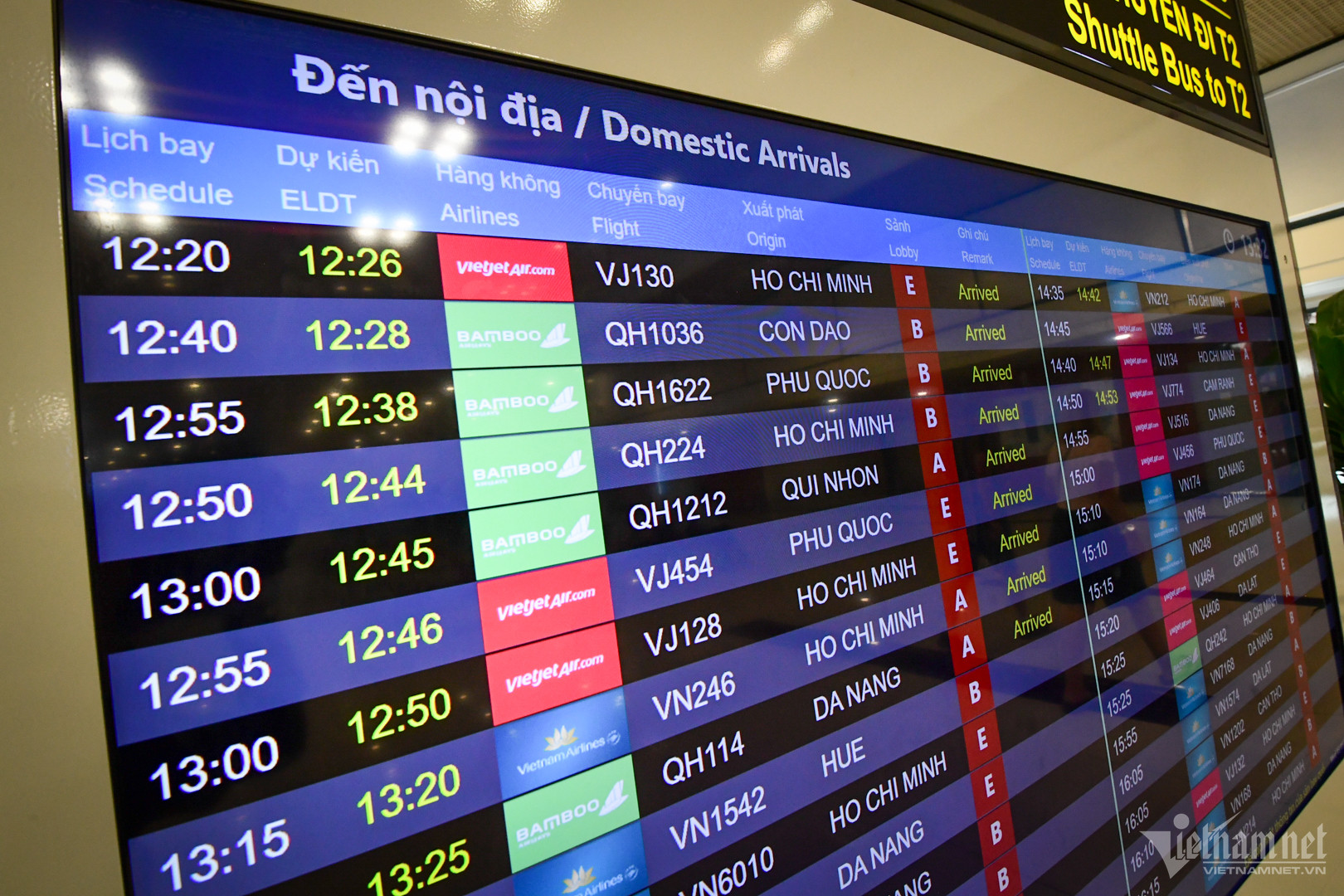 Sân bay Nội Bài chật cứng hành khách ngày cuối kỳ nghỉ lễ - Ảnh 13.