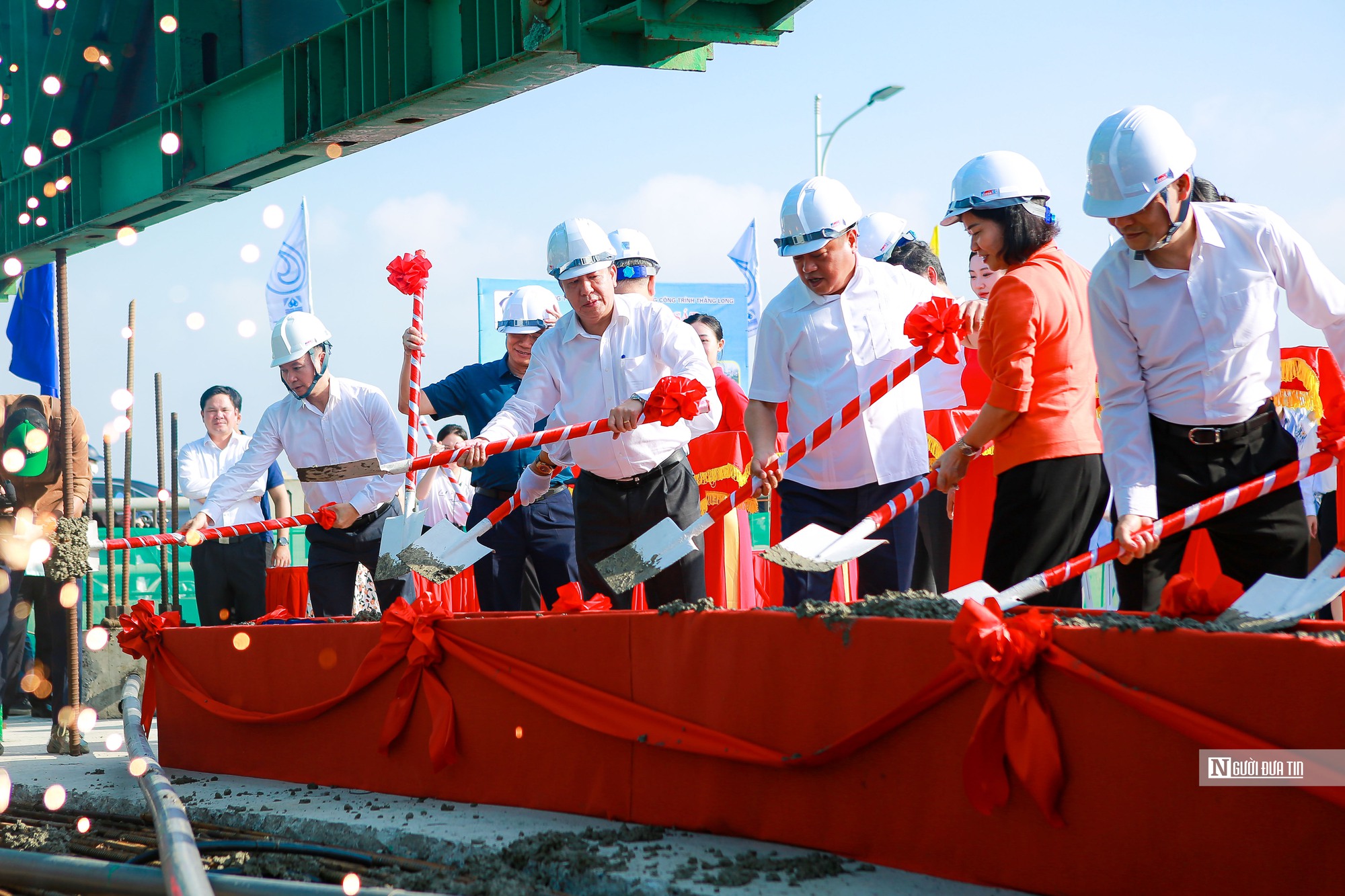 Hợp long cầu Vĩnh Tuy 2 trị giá hơn 2.500 tỷ đồng ở Hà Nội - Ảnh 5.