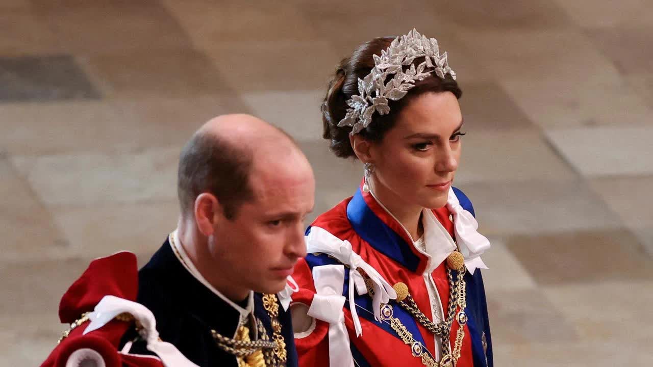Trọn vẹn những khoảnh khắc ấn tượng trong Lễ đăng quang đi vào lịch sử của Vua Charles và Vương hậu Camilla - Ảnh 21.