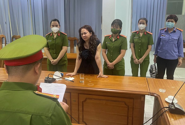 Phân tích pháp lý xung quanh vụ bà Nguyễn Phương Hằng bị gia hạn tạm giam thêm 60 ngày - Ảnh 2.