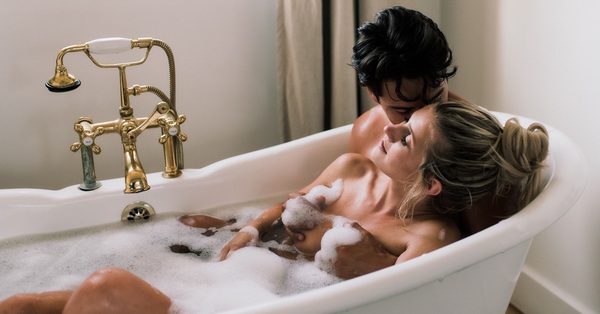 Phụ nữ khi đi tắm đừng phạm 3 điều này, có thể khiến bạn mắc bệnh phòng the