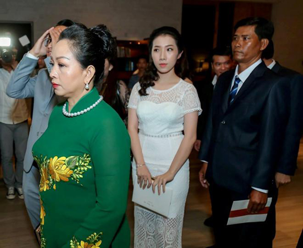 Mẹ ruột Đặng Thu Thảo: Kín tiếng nhất trong các 'mẫu hậu' Hoa hậu Việt Nam, nhan sắc tuổi xế chiều gây chú ý - Ảnh 2.
