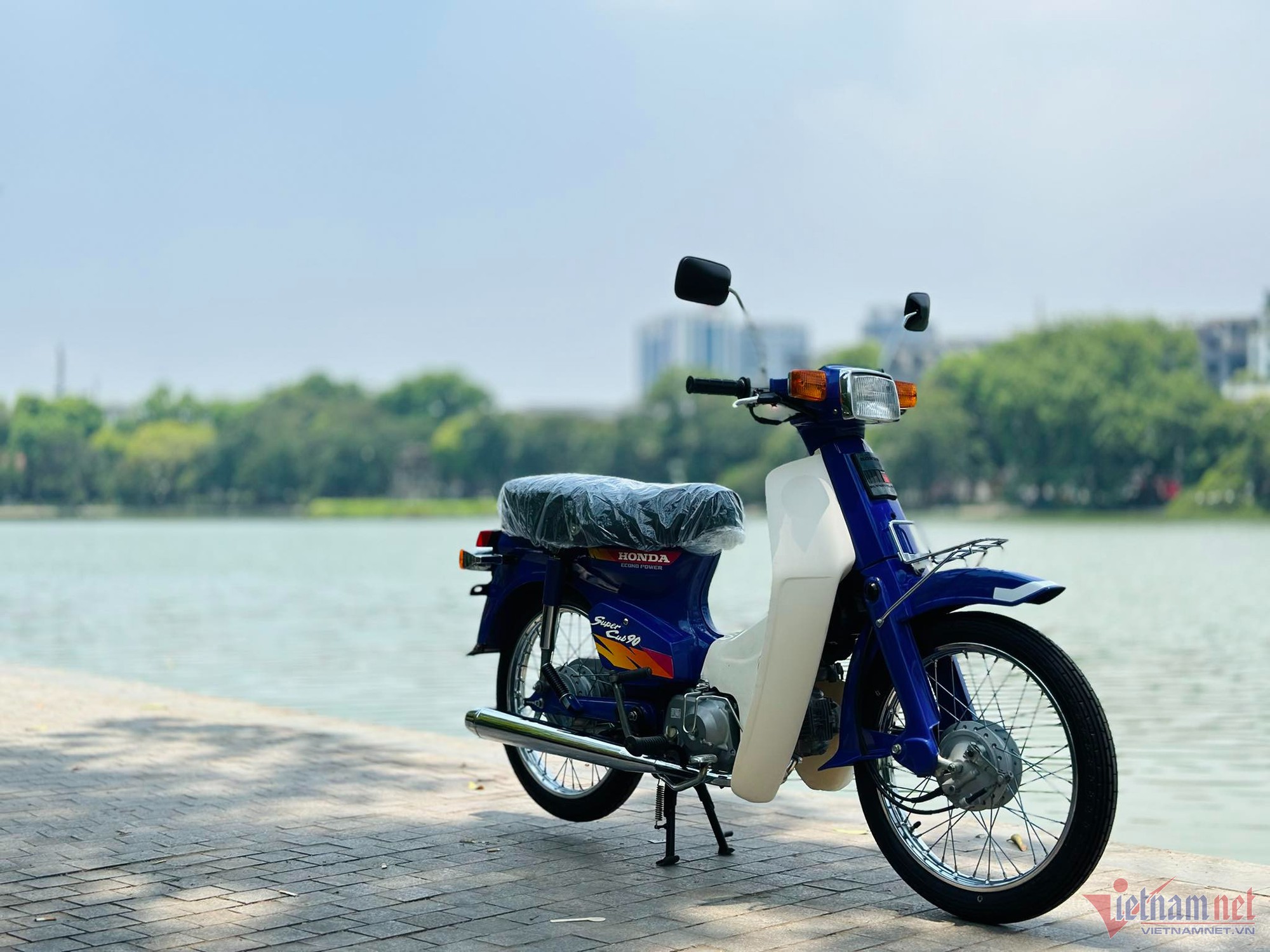 Honda điều chỉnh giá nhiều dòng xe máy tại Việt Nam SH tăng mạnh nhất   Tuổi Trẻ Online