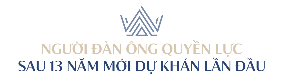 Người đàn ông âm thầm &quot;gánh nợ&quot; cho cả đội bóng, 13 năm sau bỗng nhận cái kết huy hoàng khi lần đầu dự khán: Hóa ra là trùm siêu kín tiếng ở xứ sở dầu mỏ - Ảnh 2.