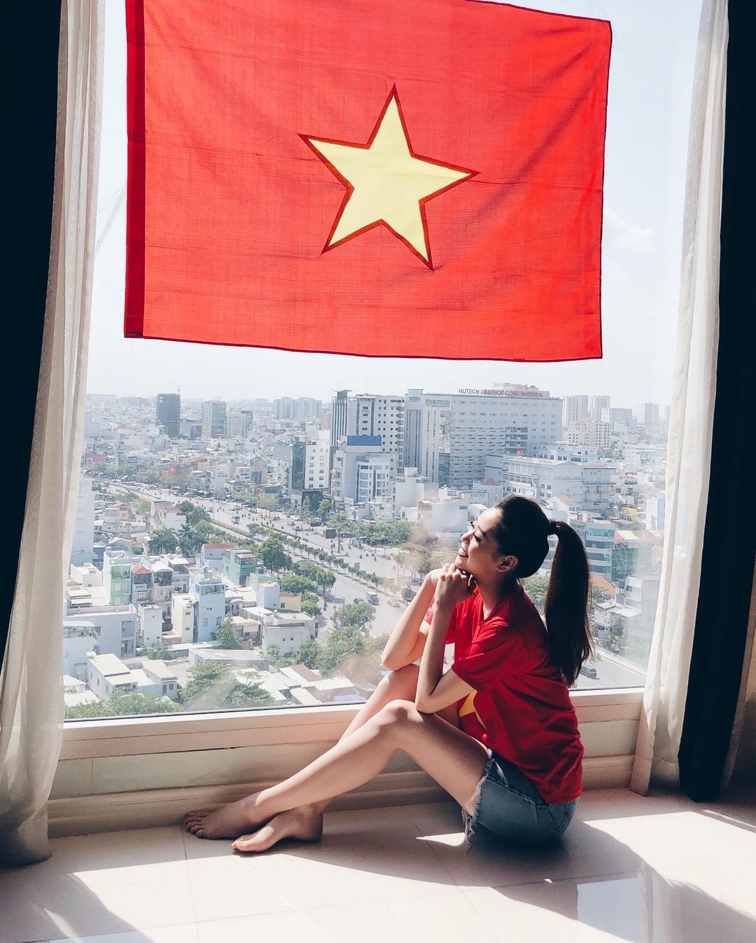 2 ngôi nhà của Hoa hậu Hoàn vũ Việt Nam Khánh Vân: 1 có view rất đẹp ở Bình Thạnh, 1 ấm áp cùng cha mẹ - Ảnh 9.