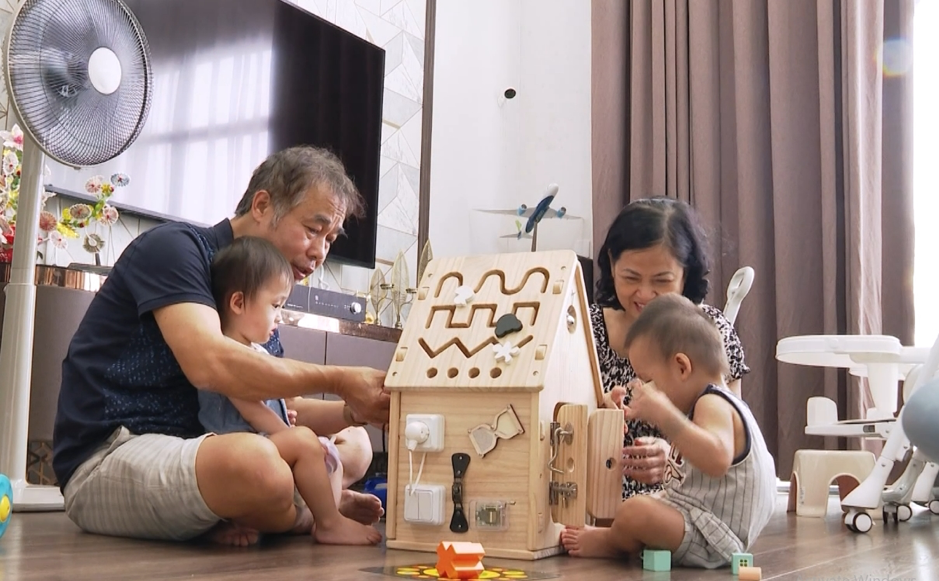 BTV Tố Quyên nghẹn ngào chia sẻ hành trình có con sinh đôi đầy xúc động - Ảnh 6. BTV Tố Quyên nghẹn ngào chia sẻ hành trình có con sinh đôi đầy xúc động - Ảnh 6.