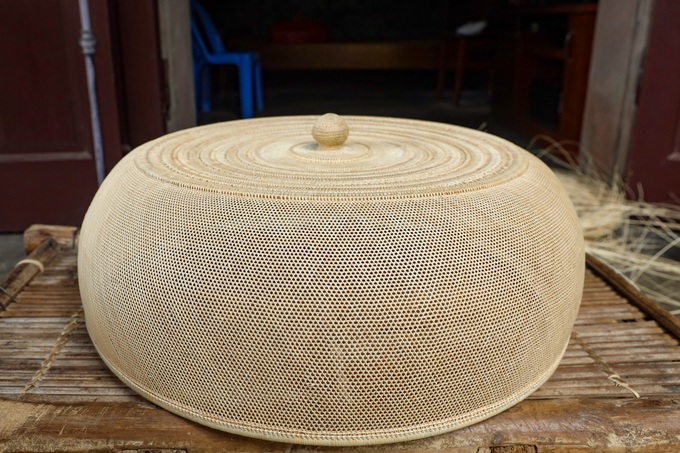 Chuyện về chiếc lồng b&agrave;n gi&aacute; 30 triệu đồng được đại gia săn đ&oacute;n - Ảnh 2.