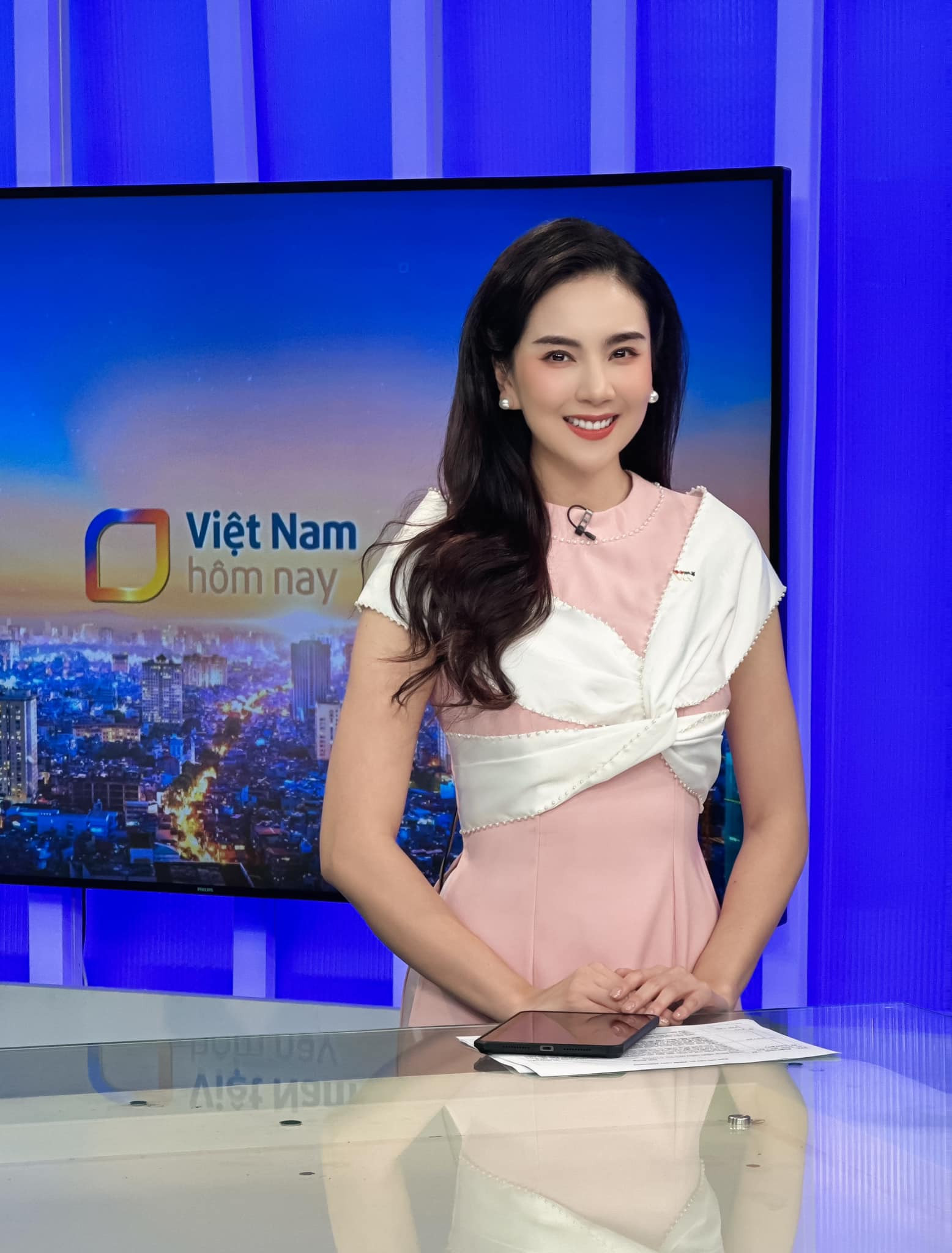 MC Mai Ngọc VTV: Chồng tôi hy sinh rất nhiều