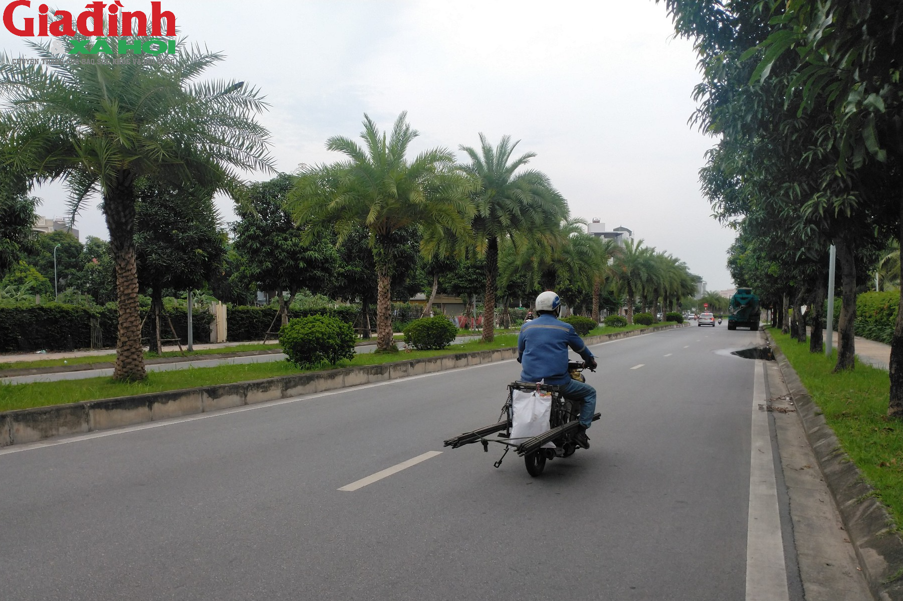 Ám ảnh với xe tự chế lưu thông trên đường phố Hà Nội - Ảnh 7.