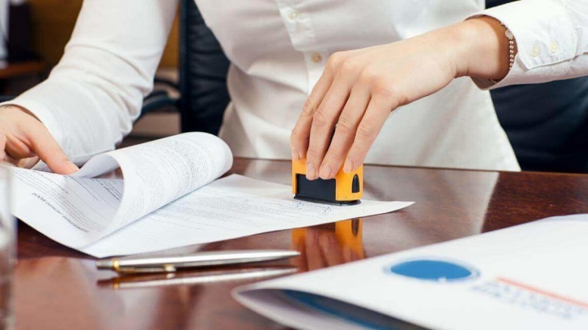 Di chúc chia tài sản của mẹ không có tên tôi vì lý do bất ngờ - Ảnh 1. Di chúc chia tài sản của mẹ không có tên tôi vì lý do bất ngờ - Ảnh 1.