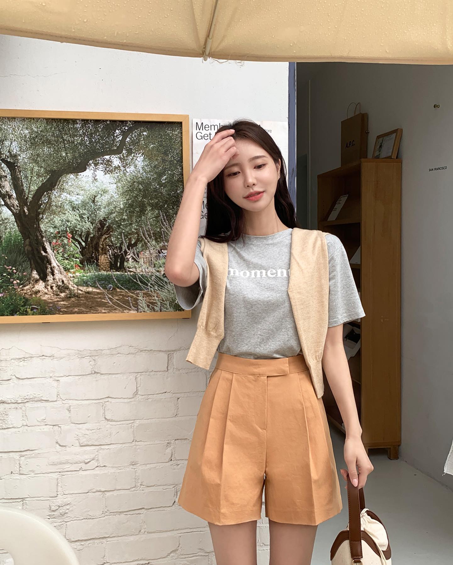 Học Song Hye Kyo cách mặc quần short sang trọng - Ảnh 6.
