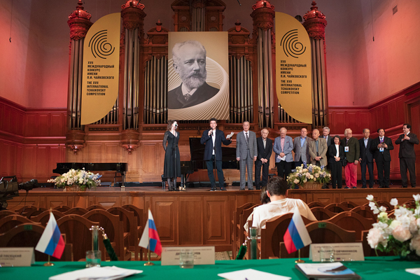 PGS.TS Tạ Quang Đông sang Nga làm giám khảo Piano cuộc thi P.I. Tchaikovsky  - Ảnh 4.