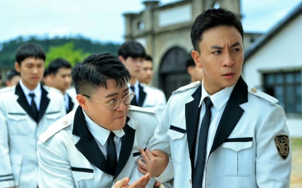 Sao v&otilde; thuật Th&iacute;ch Tiểu Long lận đận ở tuổi 35