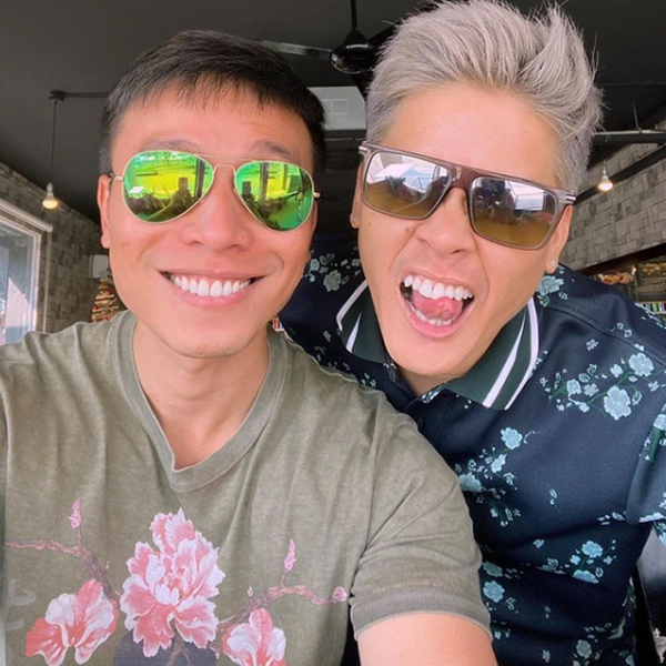 Hôn nhân đồng tính của nam biên đạo múa hot nhất Việt Nam: Hạnh phúc cùng bạn đời trong căn hộ giá trị khủng - Ảnh 2.