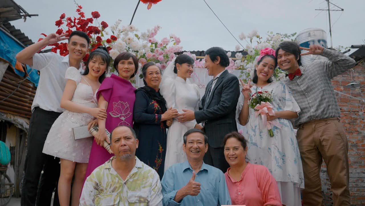Hoàng Hải, Thanh Hương chụp ảnh cưới, gây bất ngờ ở 'Cuộc đời vẫn đẹp sao' - Ảnh 2.